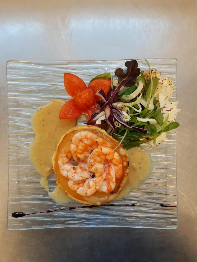 Auberge De La Couronne Lablachère Eksteriør billede